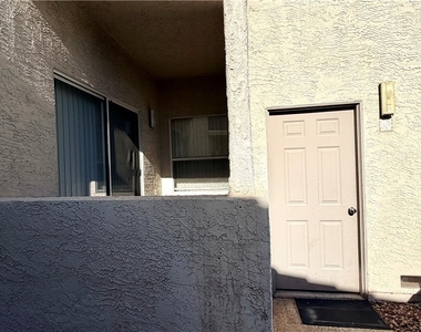 6250 W Flamingo Road - Photo Thumbnail 2