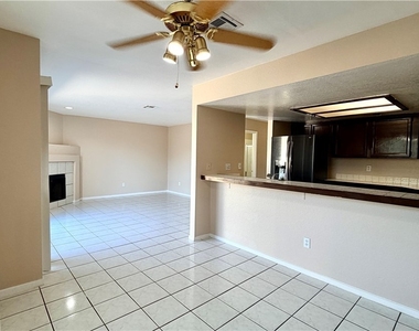 6250 W Flamingo Road - Photo Thumbnail 7