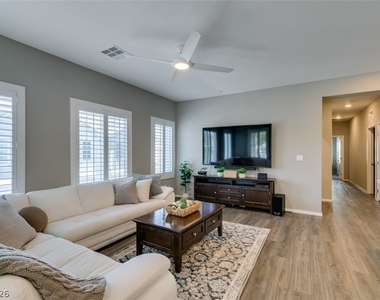 544 Teovani Street - Photo Thumbnail 13