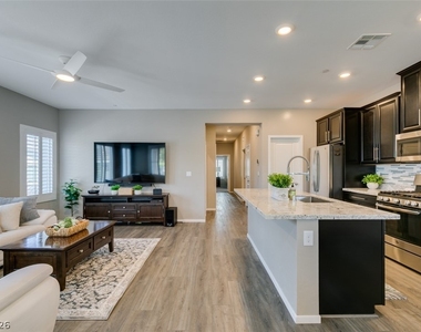544 Teovani Street - Photo Thumbnail 12