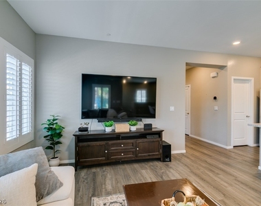 544 Teovani Street - Photo Thumbnail 19