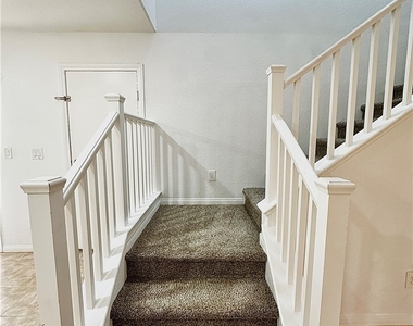711 Iron Bridge Street - Photo Thumbnail 15