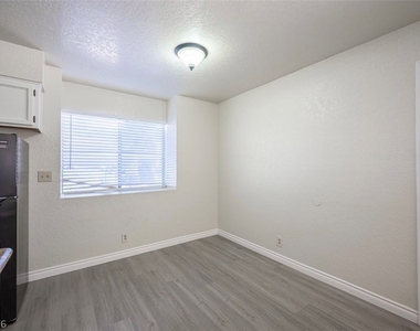 5336 Mancos Court - Photo Thumbnail 12