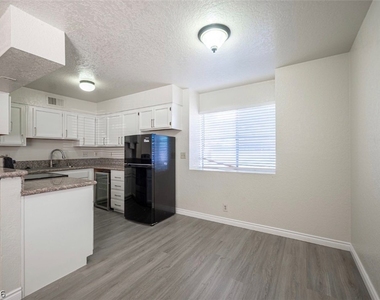 5336 Mancos Court - Photo Thumbnail 13