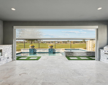 11138 N San Clemente Street - Photo Thumbnail 17