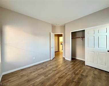 8917 Waltzing Waters Court - Photo Thumbnail 80