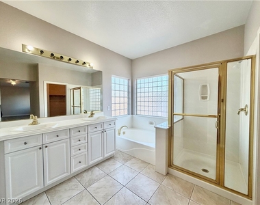 8917 Waltzing Waters Court - Photo Thumbnail 63