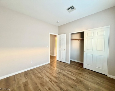 8917 Waltzing Waters Court - Photo Thumbnail 68