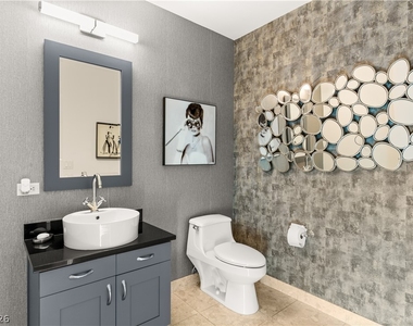 4525 Dean Martin Drive - Photo Thumbnail 22