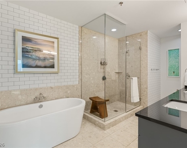 4525 Dean Martin Drive - Photo Thumbnail 31