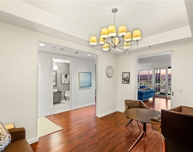 4525 Dean Martin Drive - Photo Thumbnail 26