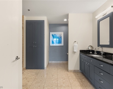4525 Dean Martin Drive - Photo Thumbnail 42