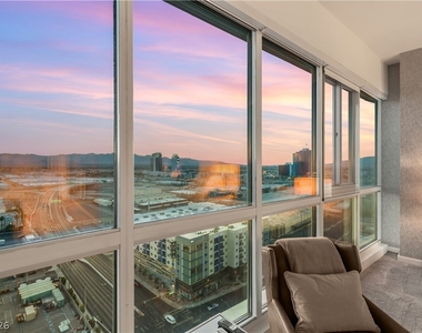 4525 Dean Martin Drive - Photo Thumbnail 41