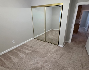 112 Menta Court - Photo Thumbnail 16