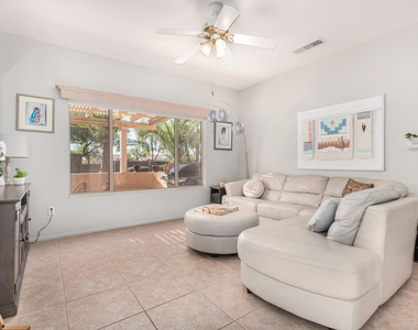 16215 W Desert Winds Drive - Photo Thumbnail 3