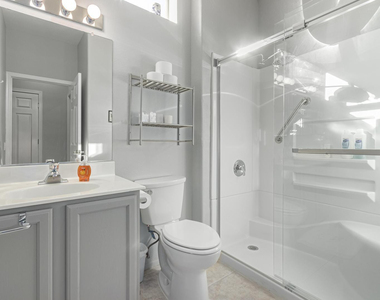 16215 W Desert Winds Drive - Photo Thumbnail 11