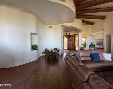 34640 N 79th Way - Photo Thumbnail 4