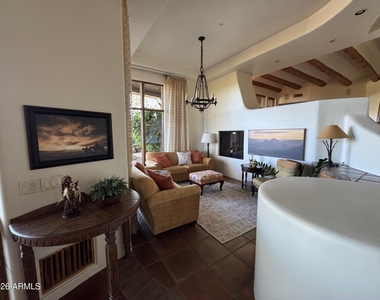 34640 N 79th Way - Photo Thumbnail 7