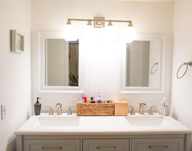 11666 N 28th Drive - Photo Thumbnail 11