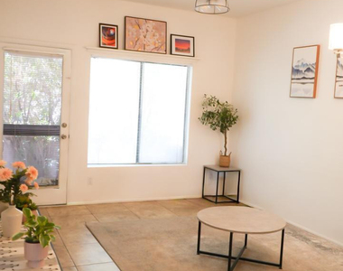 11666 N 28th Drive - Photo Thumbnail 33