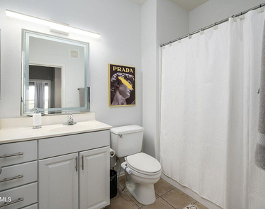 19777 N 76th Street - Photo Thumbnail 5