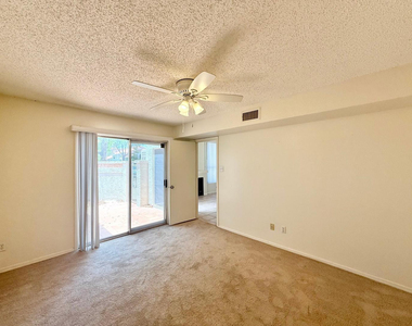1717 E Union Hills Drive - Photo Thumbnail 9