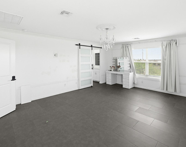 6815 W Encinas Lane - Photo Thumbnail 28