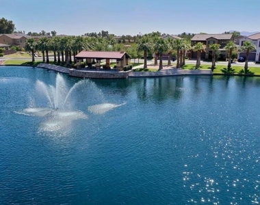 948 W Yosemite Drive - Photo Thumbnail 43