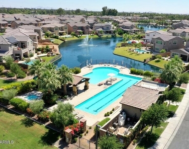 948 W Yosemite Drive - Photo Thumbnail 45