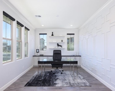 948 W Yosemite Drive - Photo Thumbnail 5