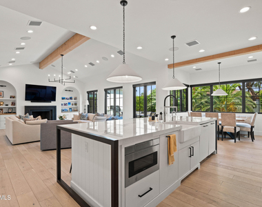 5309 N 33rd Street - Photo Thumbnail 8