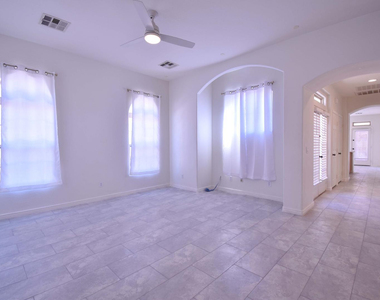 21017 W Glen Street - Photo Thumbnail 2
