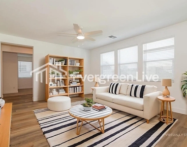 9117 N 181st Avenue - Photo Thumbnail 21