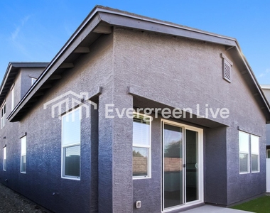 9117 N 181st Avenue - Photo Thumbnail 19