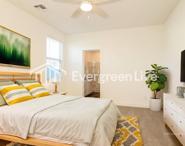 9117 N 181st Avenue - Photo Thumbnail 9