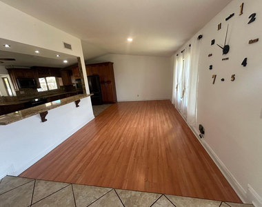6916 W Georgia Avenue - Photo Thumbnail 5