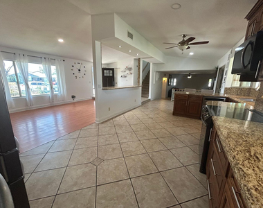 6916 W Georgia Avenue - Photo Thumbnail 9