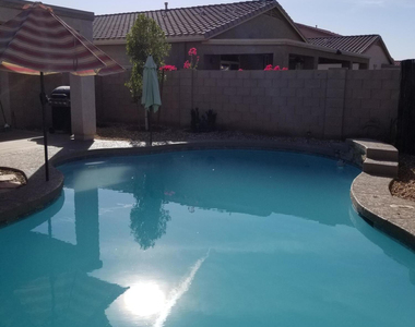 7410 W Darrel Road - Photo Thumbnail 16