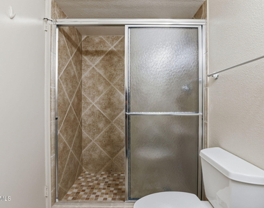 18624 N 93rd - Photo Thumbnail 11