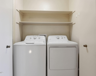 18624 N 93rd - Photo Thumbnail 12