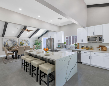 7509 N Via Del Elemental - Photo Thumbnail 3