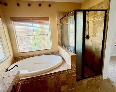 2866 S Brett Street - Photo Thumbnail 28