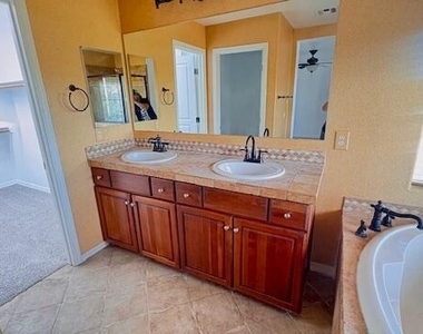 2866 S Brett Street - Photo Thumbnail 24