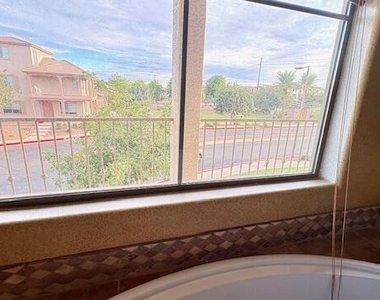 2866 S Brett Street - Photo Thumbnail 22