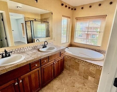 2866 S Brett Street - Photo Thumbnail 27