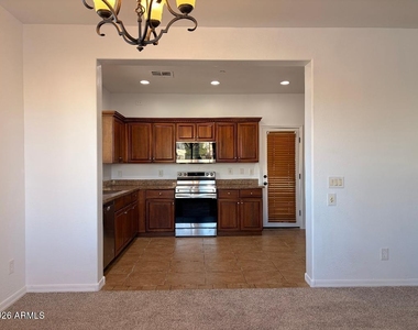 2866 S Brett Street - Photo Thumbnail 14
