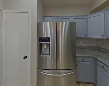 22227 N 29th Drive - Photo Thumbnail 6