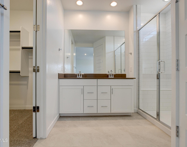 17050 W Artemisa Avenue - Photo Thumbnail 27
