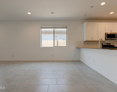 17050 W Artemisa Avenue - Photo Thumbnail 13