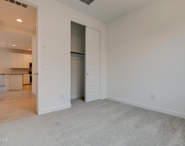 17050 W Artemisa Avenue - Photo Thumbnail 18